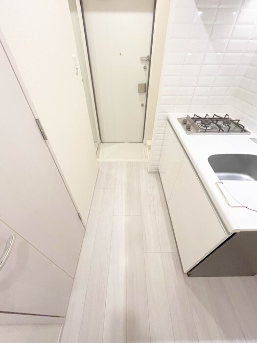 物件内観写真17　(廊下)