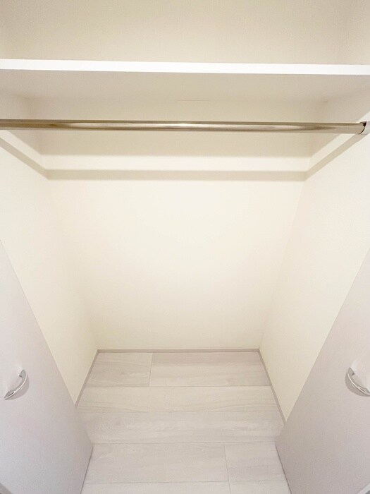 物件内観写真18　(収納)