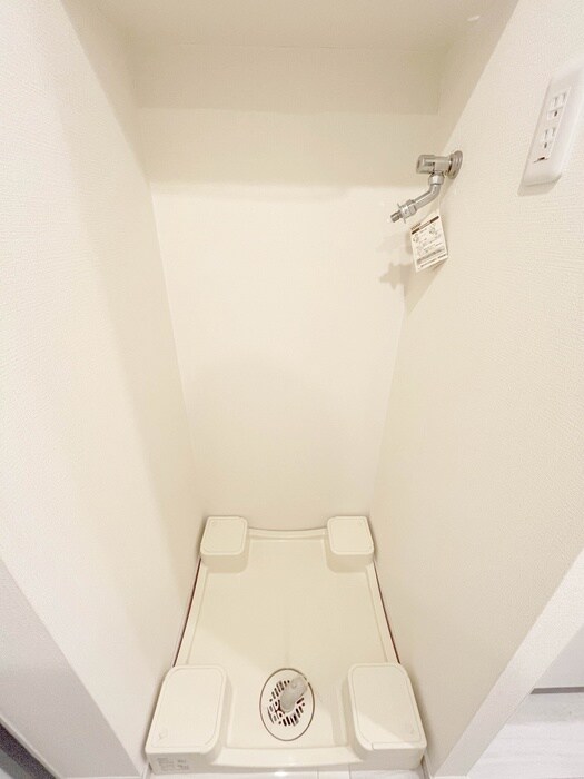 物件内観写真19　(洗濯機置場)