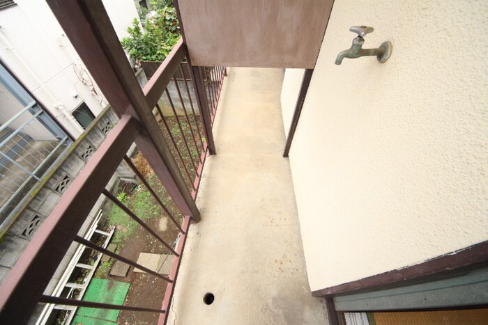 物件内観写真15　(洗濯機置場)