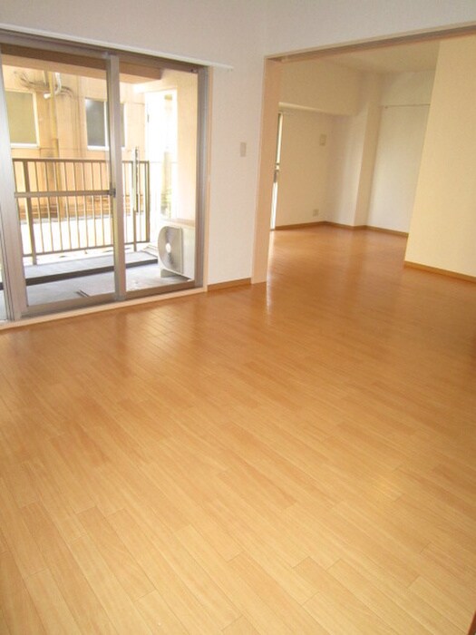 物件内観写真11　(居室)