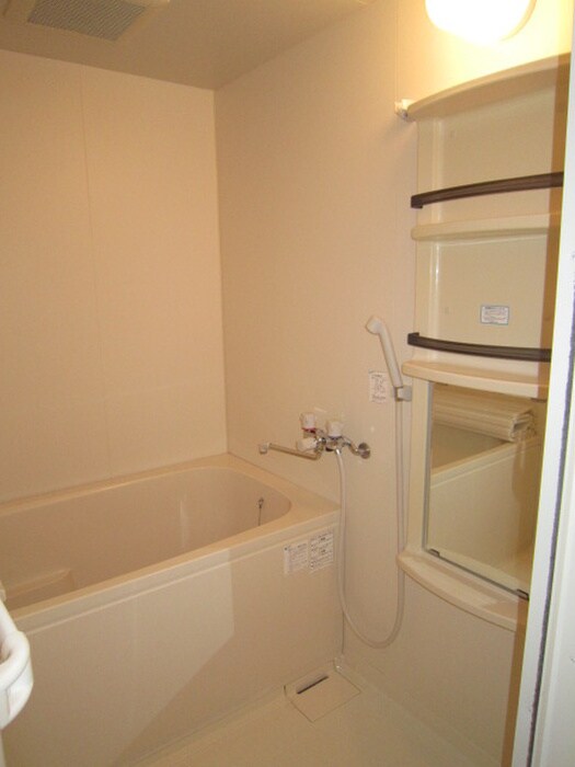 物件内観写真13　(バス／シャワールーム等)