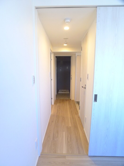 物件内観写真18　(廊下)