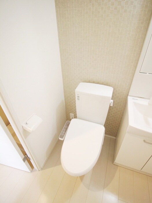 物件内観写真15　(トイレ)