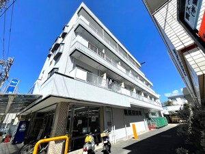 コスモパル菊野台外観写真