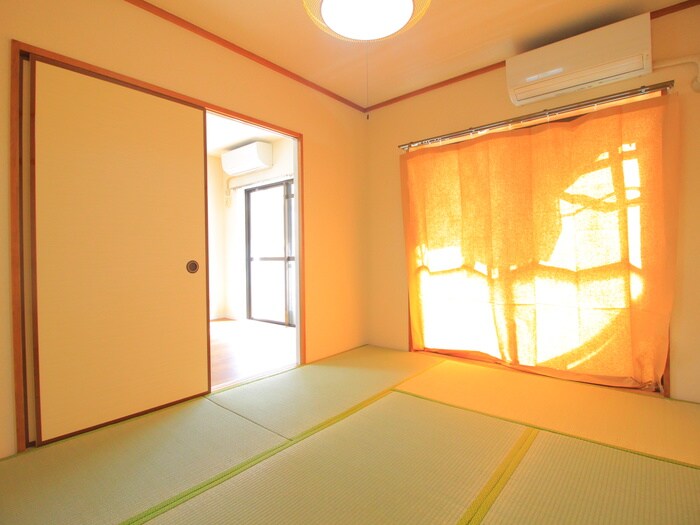 物件内観写真16　(居室)