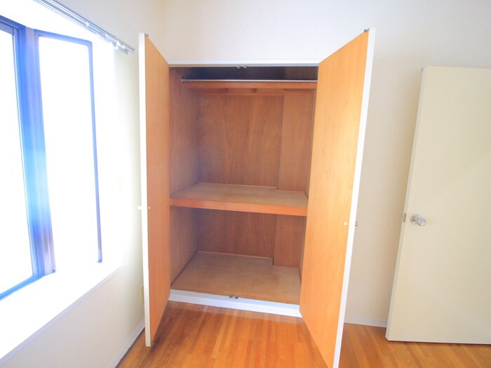 物件内観写真18　(収納)