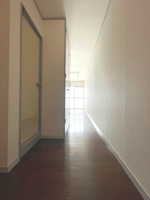 物件内観写真7　(廊下)