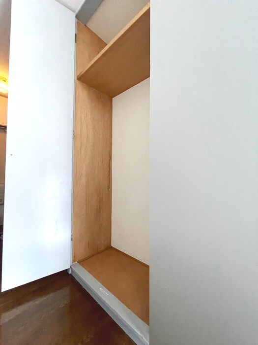 物件内観写真16　(収納)