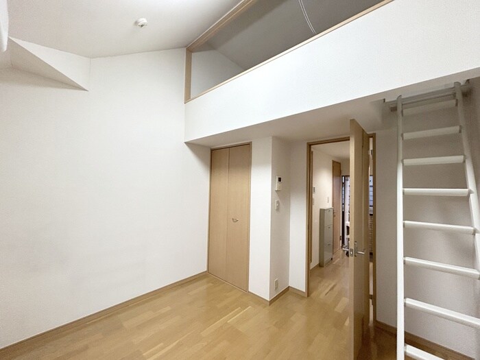 物件内観写真9　(居室)