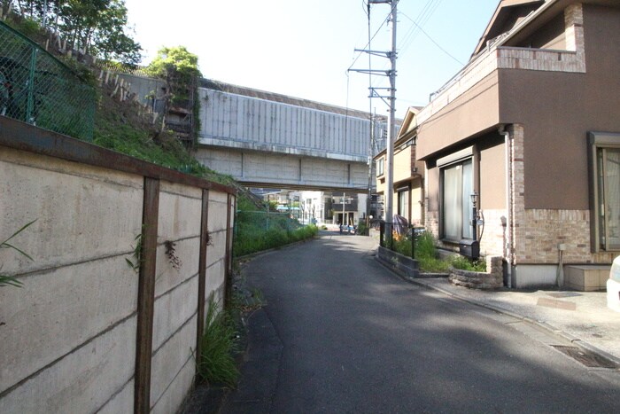 物件外観写真5　(周辺環境)