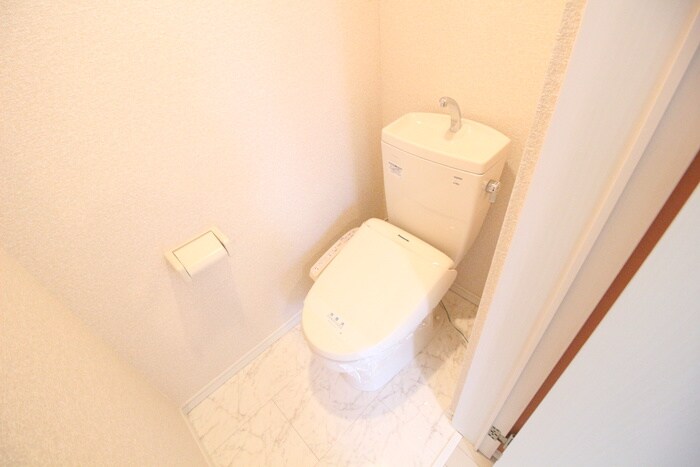 物件内観写真11　(トイレ)