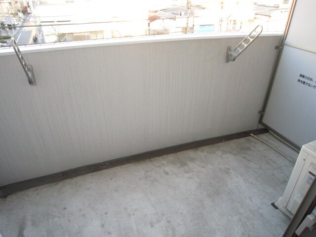 物件内観写真16　(ベランダ・バルコニー)