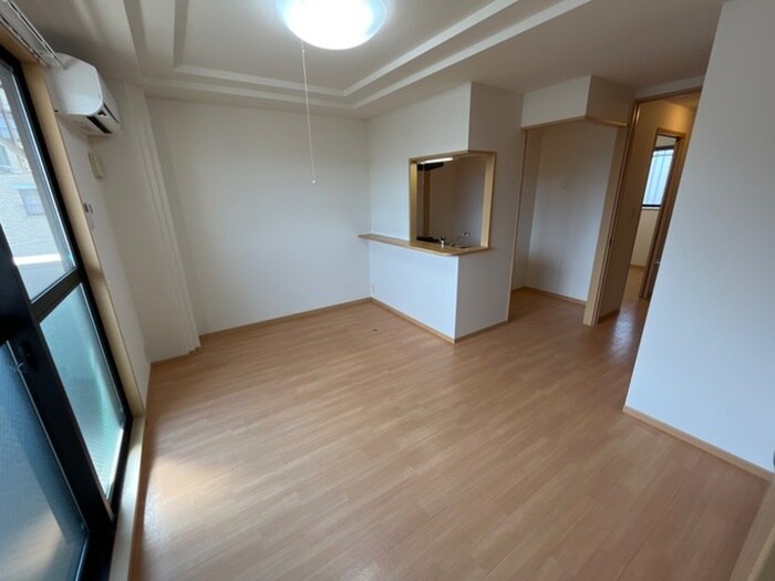 物件内観写真9　(居室)