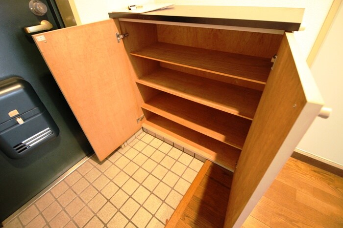 物件内観写真17　(靴箱)