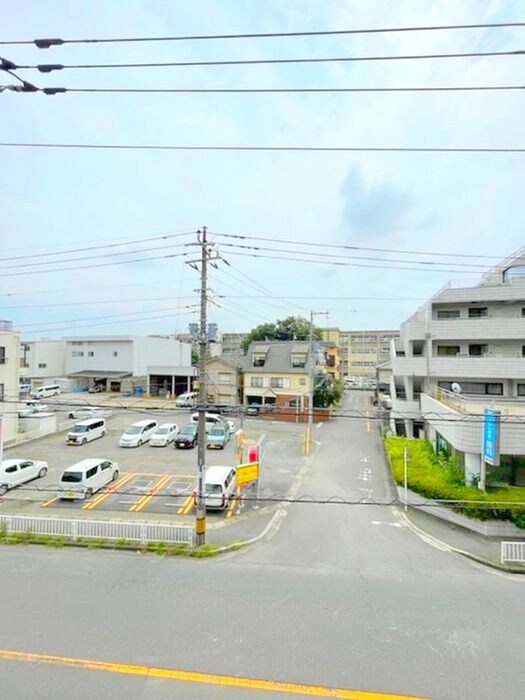 物件内観写真17　(室内からの展望)