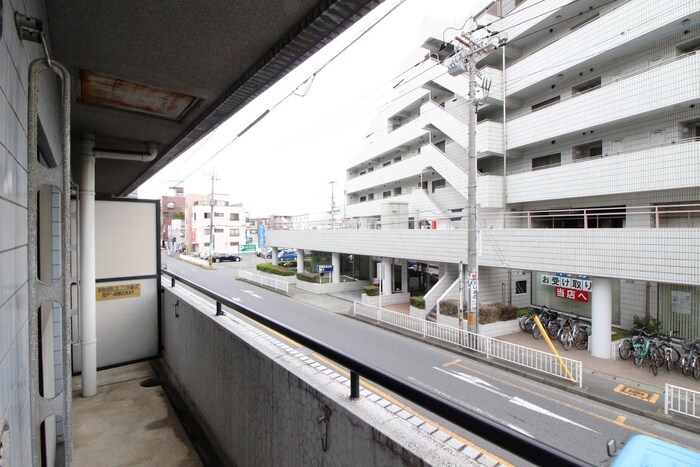 物件内観写真19　(室内からの展望)