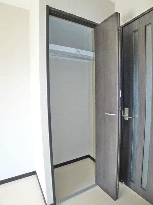 物件内観写真9　(収納)