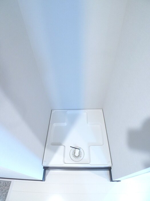 物件内観写真15　(洗濯機置場)