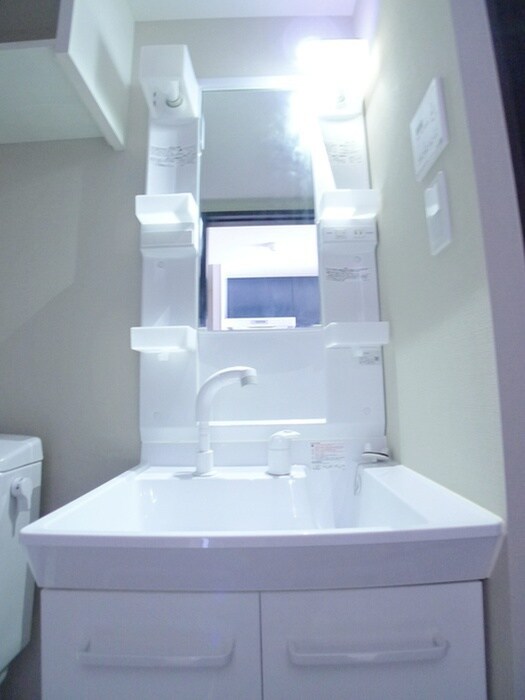 物件内観写真15　(洗面)