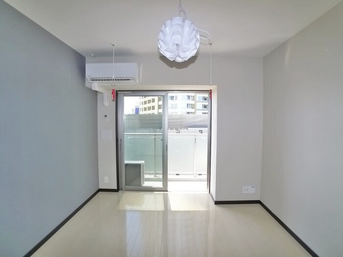 物件内観写真18　(居室)