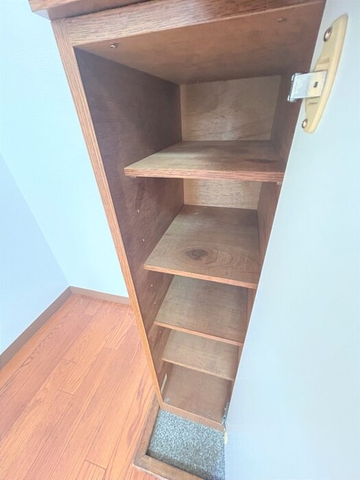 物件内観写真18　(靴箱)