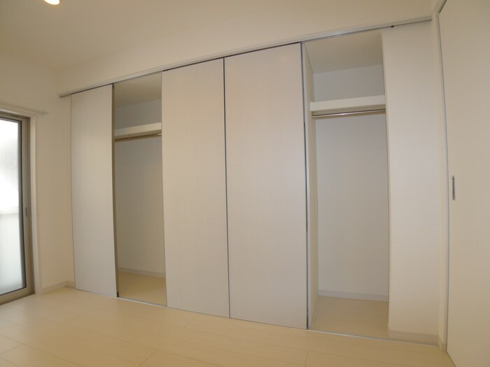 物件内観写真9　(収納)