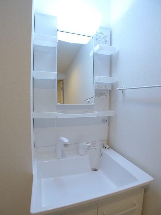 物件内観写真12　(洗面)