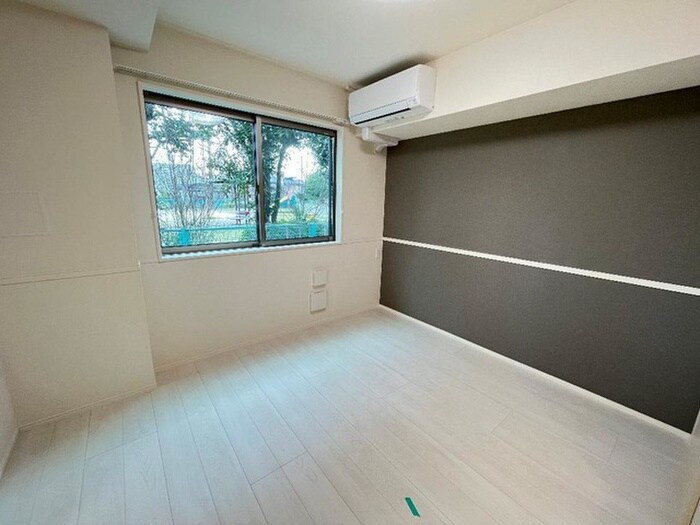 物件内観写真5　(居室)