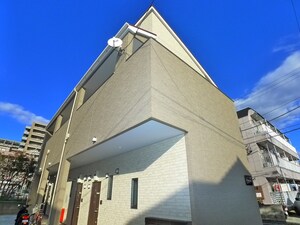 プリムロ－ズ外観写真