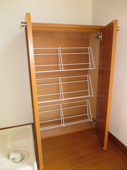 物件内観写真15　(靴箱)
