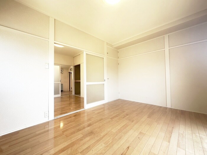 物件内観写真9　(居室)