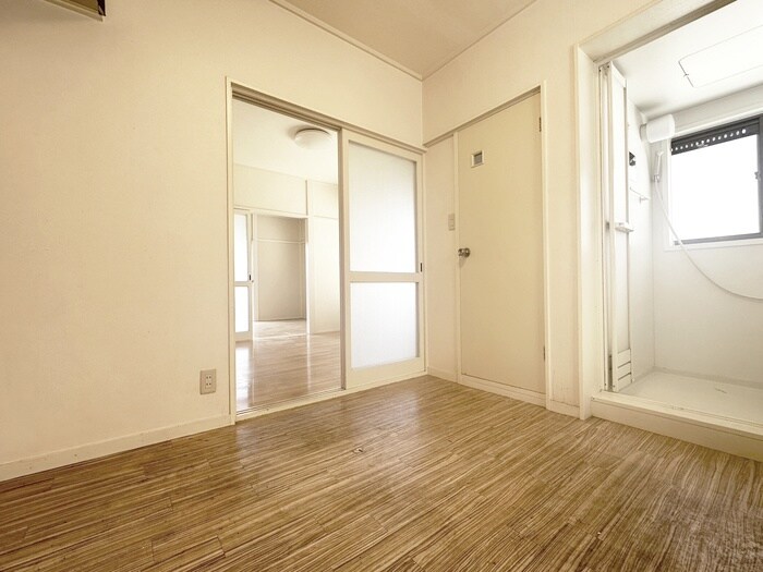 物件内観写真10　(居室)