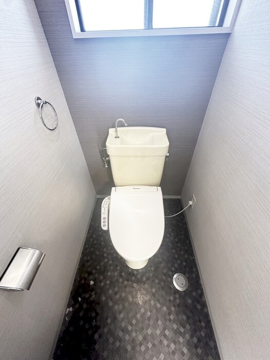 物件内観写真15　(トイレ)