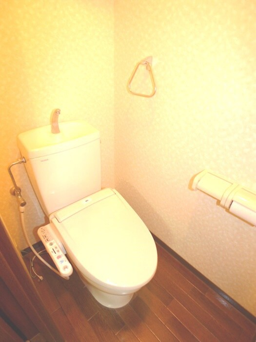 物件内観写真15　(トイレ)