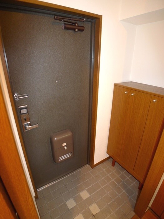 物件内観写真17　(靴箱)