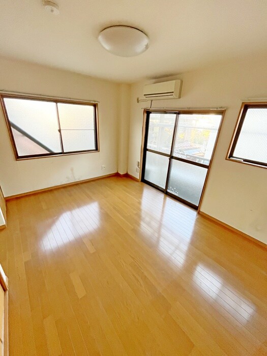 物件内観写真7　(居室)