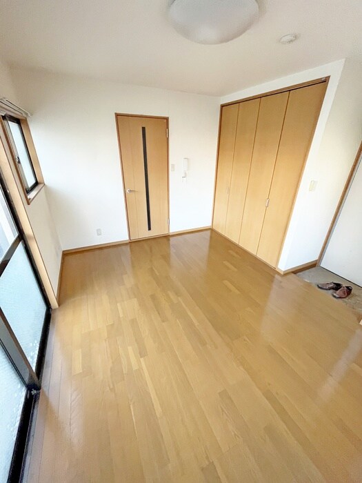 物件内観写真10　(居室)