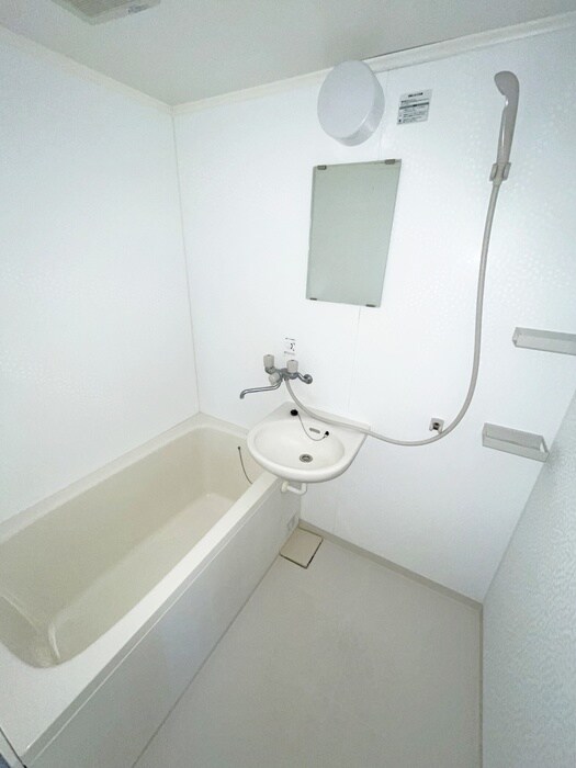 物件内観写真13　(バス／シャワールーム等)