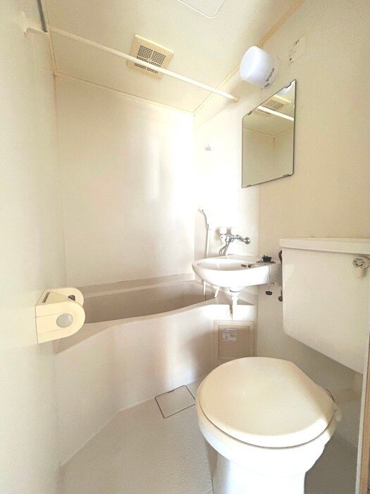 物件内観写真14　(トイレ)