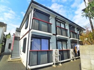 フラット真間外観写真