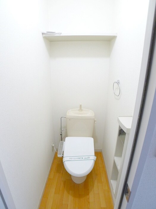 物件内観写真12　(トイレ)