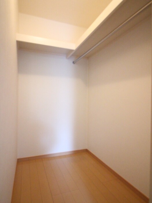 物件内観写真14　(収納)