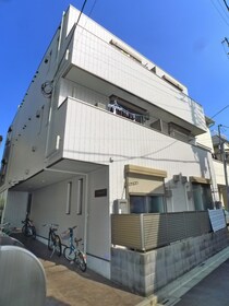 プラカーサの外観写真