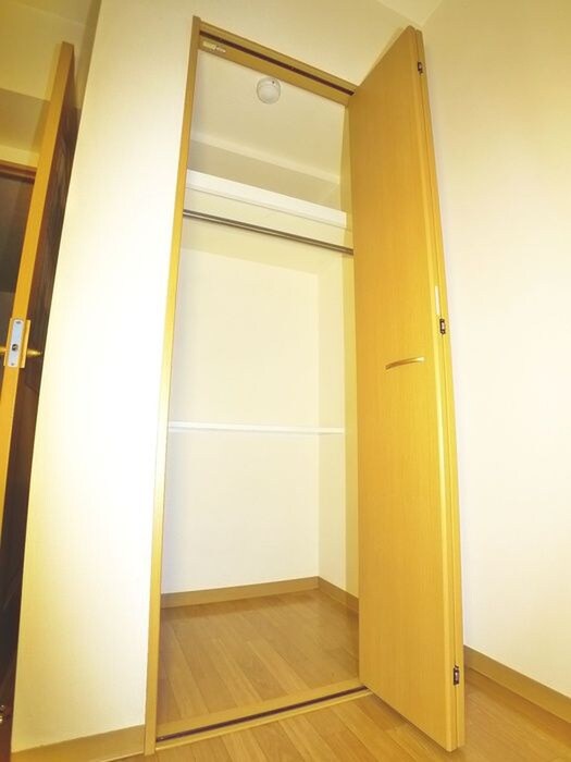 物件内観写真11　(収納)