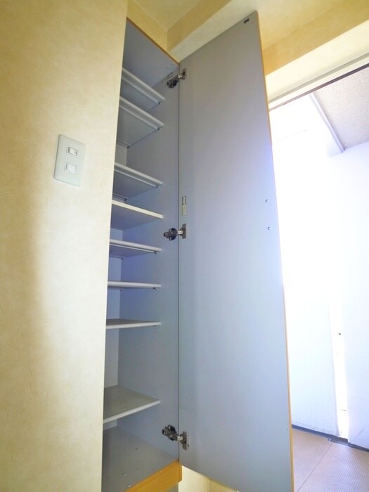 物件内観写真17　(靴箱)