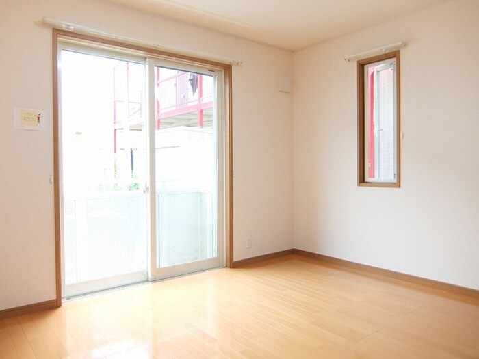 物件内観写真8　(居室)