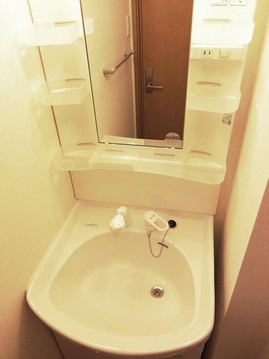 物件内観写真12　(洗面)