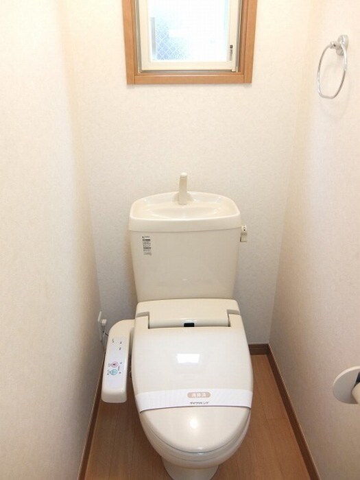 物件内観写真13　(トイレ)