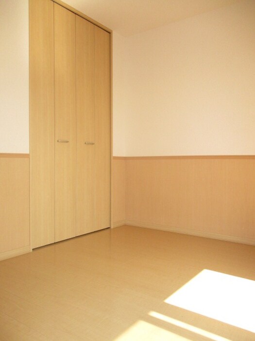 物件内観写真10　(居室)